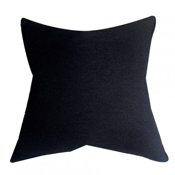 VERNAZA / BLACK